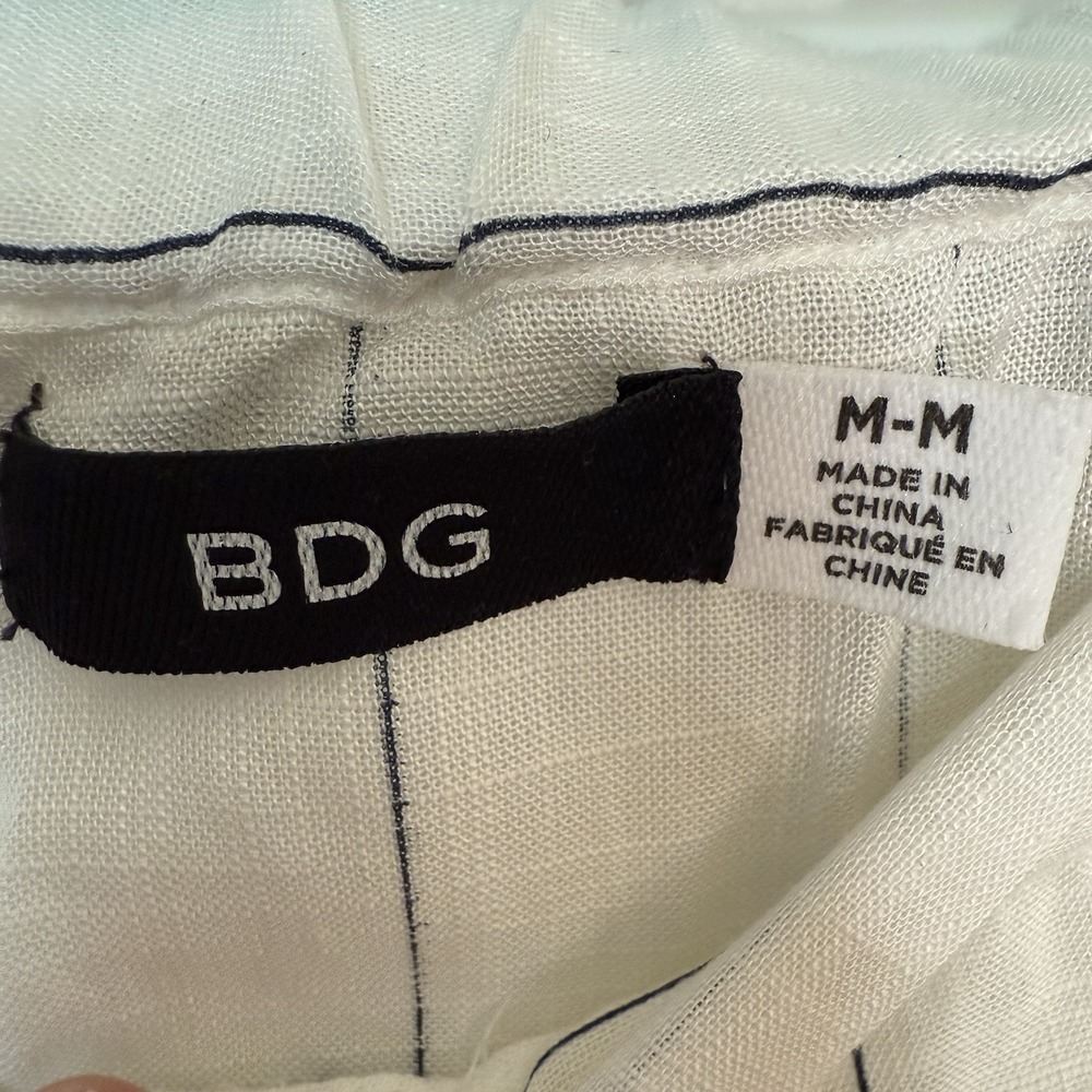 BDG Urban Outfitters Tie-Sleeve Off-The-Shoulder Blouse Top Button-Down Size M - Picture 9 of 14